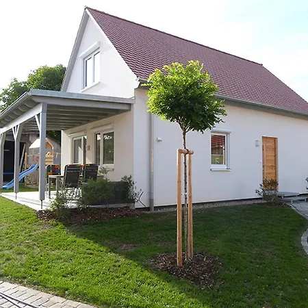 Ferienhaeuser Weigenheim