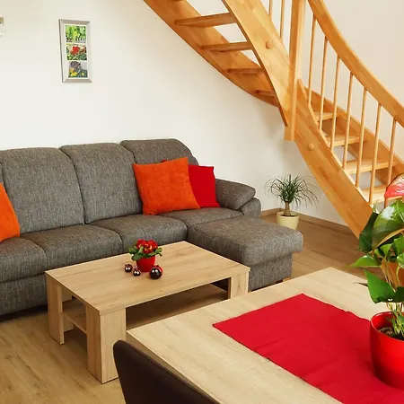 Ferienhaeuser شقة Weigenheim