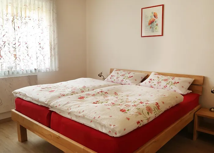 Apartment Ferienhaeuser Weigenheim