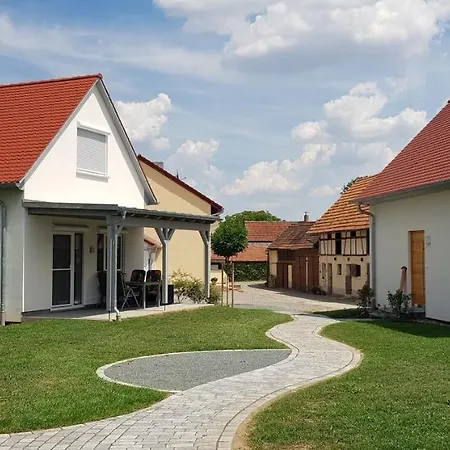 Ferienhaeuser Weigenheim